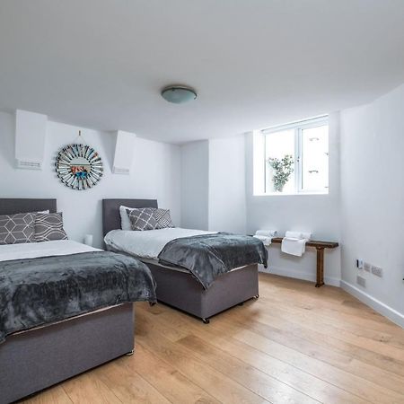 Cosy Flat In Free Parking Area, Next To Bus Stop ブライトン エクステリア 写真