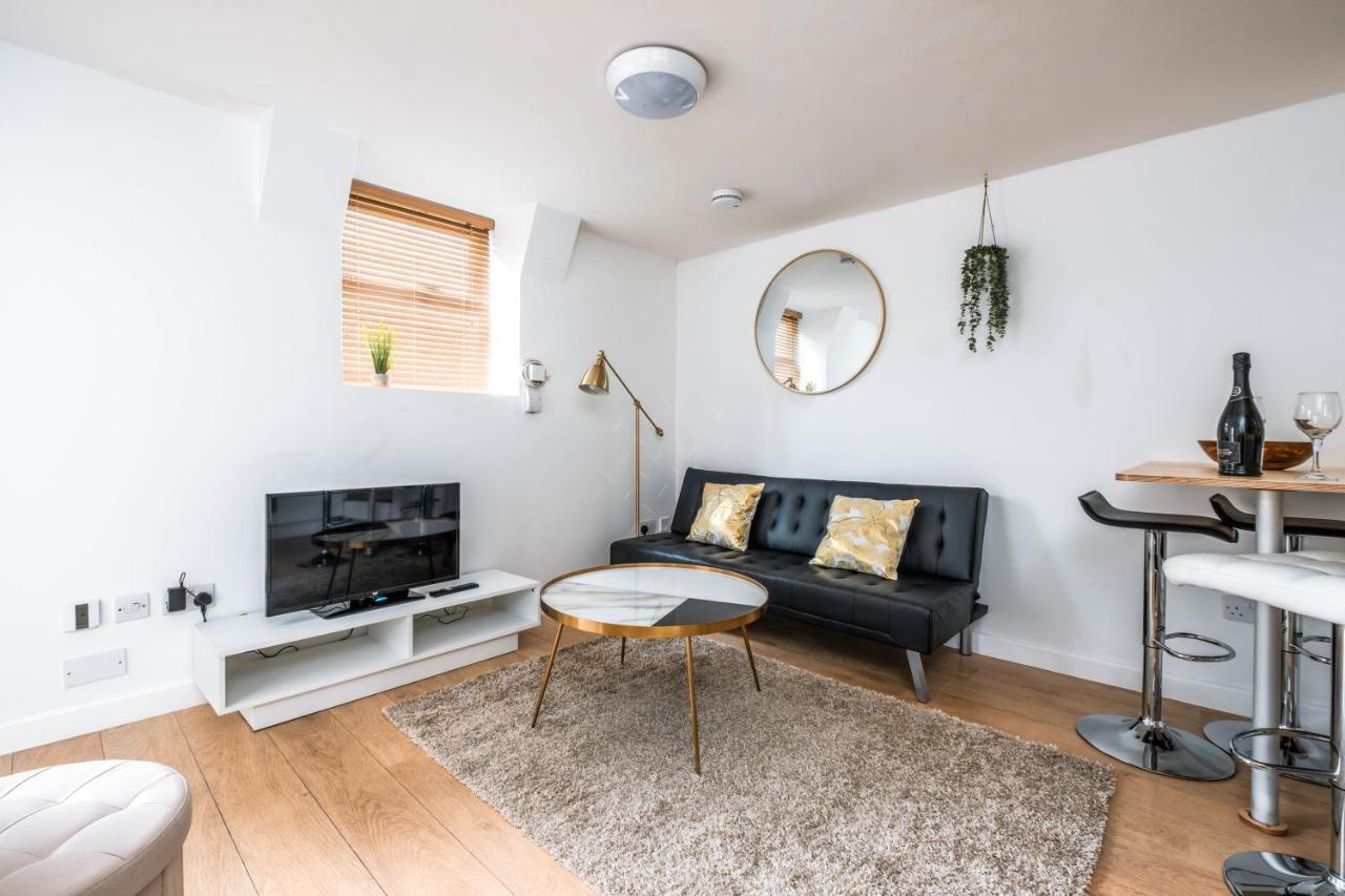 Cosy Flat In Free Parking Area, Next To Bus Stop ブライトン エクステリア 写真