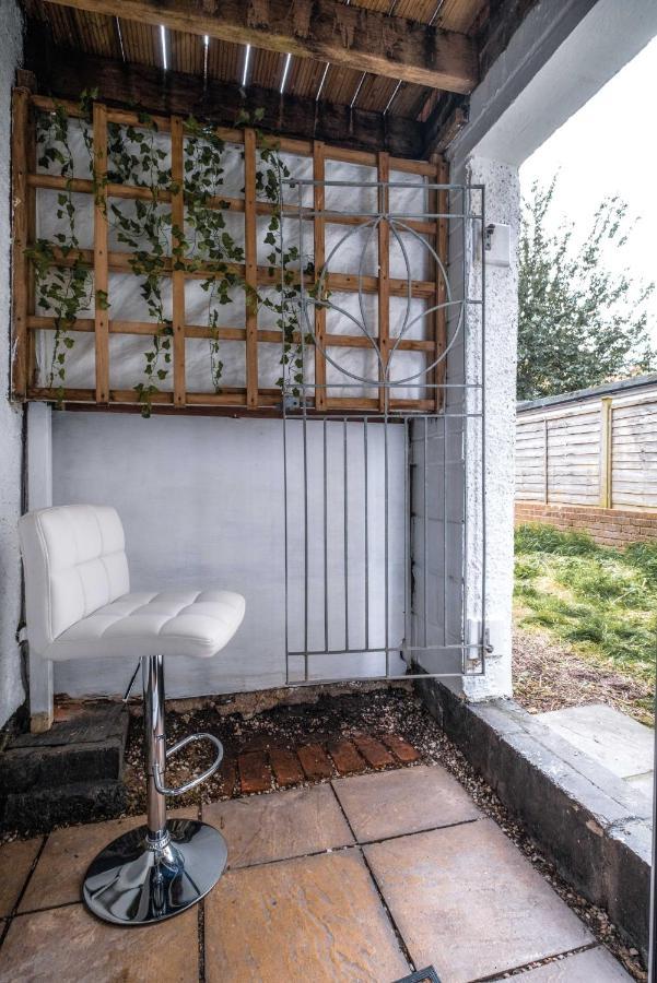 Cosy Flat In Free Parking Area, Next To Bus Stop ブライトン エクステリア 写真